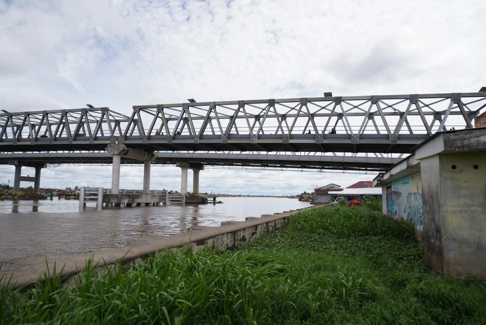 Optimalisasi Pengelolaan Air Limbah Domestik melalui Proyek SPALD-T Kayumanis Menuju Sanitasi Layak